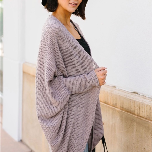 FINAL PRICE❗️Waffle Knit Slouchy Cardigan In Taupe - Picture 6 of 8